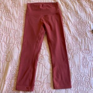 Lululemon Wunder Under Crop HR 21” Size 4
